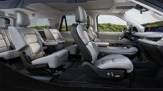 2025 Lincoln Lincoln Navigator Internal Image 1